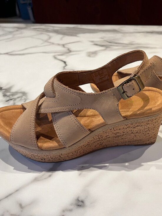 Clarks Shoes - Clarks Elleri Rae Nougat Suede Cork Wedge Sandals Size 6
